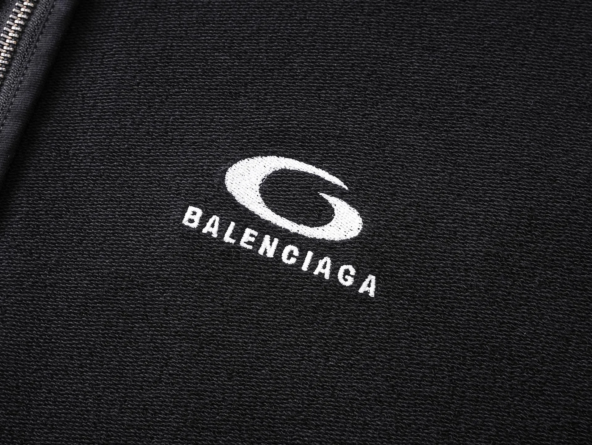 BALENCI*GA . . . . . . . 460g . Same Style -Color： -SIZE：Xs S M L 8993#